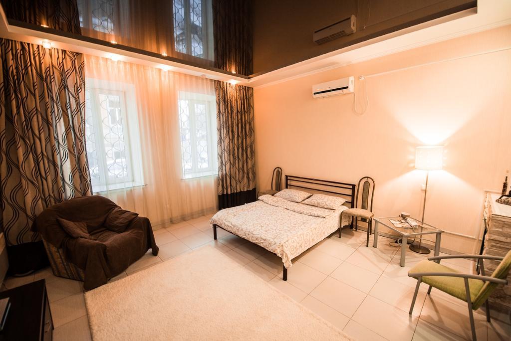 Studio Ember At Maidan Konstytutsii Jarkov Exterior foto